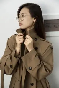 Chenaling_CL in YiTuYu Vol.8748: Elegant Office Chic with a Pensive Touch - image 2