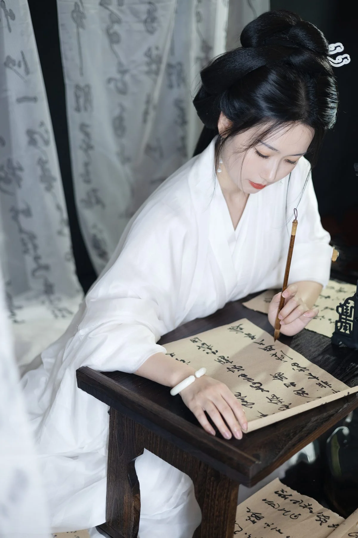 YiTuYu Art Language Vol.5168 Zhi Shi - Elegant Portrait Photography Gallery