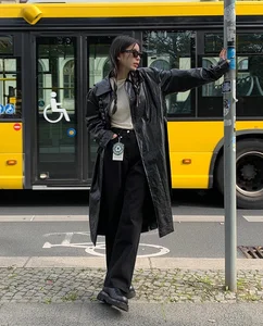 5 Must-Have Long Coats to Elevate Your Fashion Style for Tet 2024 - image 1