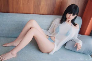 The Soft Elegance and Minimalist Style of Xiao Ling - XiuRen No.10651 - image 4