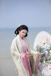 Garden Serenity: YiTuYu Art Language Vol.8080 Featuring Jin Zou Ba Portraiture - image 12
