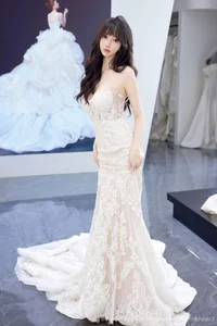 Sophisticated Allure: A Cinematic Visual Journey Into Yueer Yueer’s Timeless Elegance - image 23