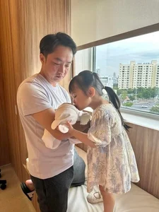 The Surprisingly Humble Daily Life of Business Mogul Cường Đô La - image 2