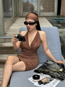 The Radiant Beauty of the Mountain Town Influencer and Her Fashion Evolution - image 6