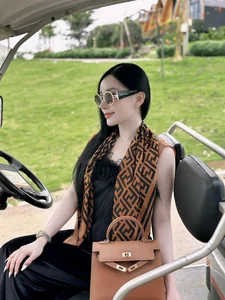 The Radiant Beauty of the Mountain Town Influencer and Her Fashion Evolution - image 4