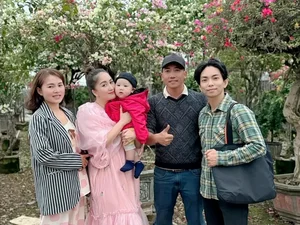 Vietnamese Celebrities Celebrate Lunar New Year 2024: From Traditional Cake Making to Festive Home Decor - image 8