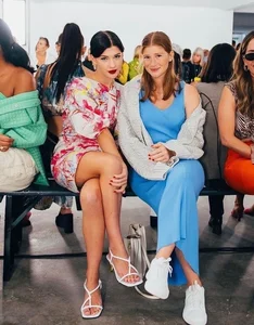 Summer Fashion Trends: Analyzing the Elegant Wardrobe of Bill Gates' Daughter - image 3
