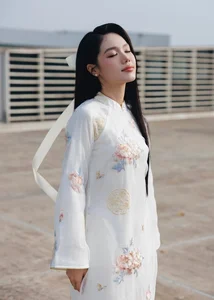 Tram Anh Shares Simple Everyday Habits for a Fit Body and Healthy Skin - image 6