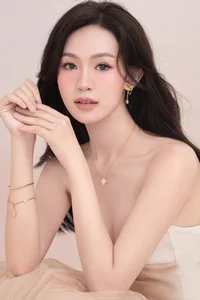 Miss Universe Vietnam Contestant Dubbed Dang Thu Thao Look-Alike Shines in Swimsuit Round - image 10