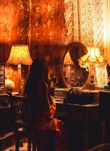 Unveiling the Secrets of Uncle Hoa Mansion: The Ghost Legend and Her Secret Lover - image 1