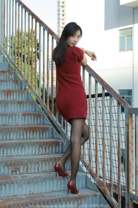 Modern Elegance and Style with Xiao Jiu in IESS SXJ No.1925 Photo Series - image 50