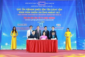 Samsung Vietnam Partners with Da Nang to Launch Smart Factory Project - image 0