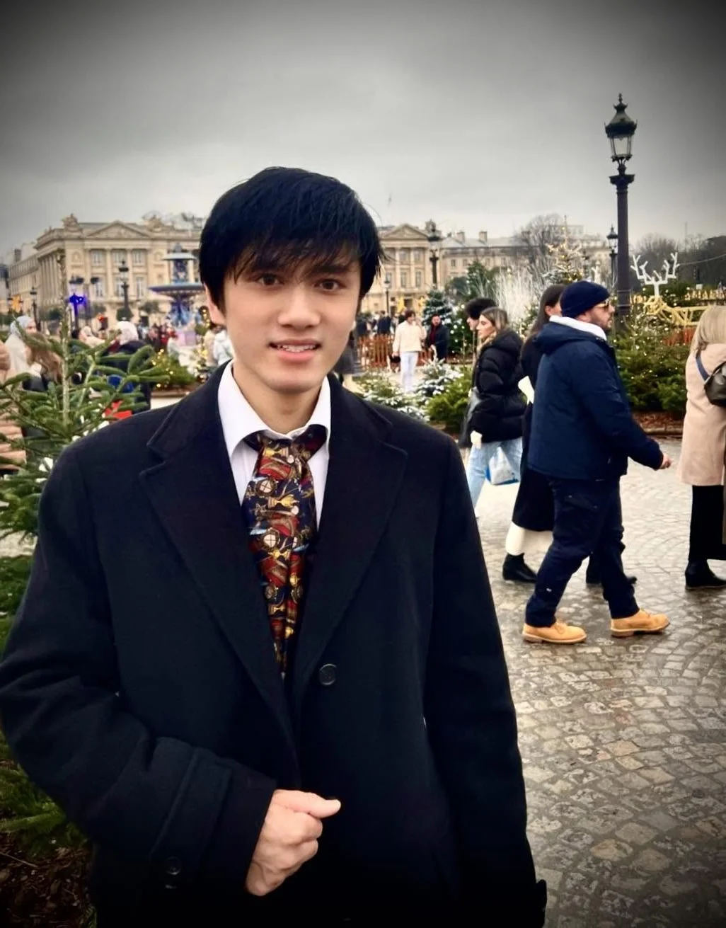 The Lonely Paris Life of a 1990s Vietnamese Screen Icon