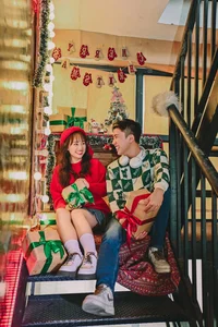 Vietnamese Celebrity Weekly: Thu Quynh’s Family Beauty and Huyen Lizzie’s Stunning Transformation for Her New Role - image 17