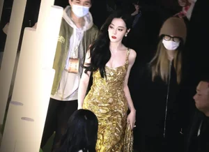 Dilraba Dilmurat Stuns in Rahul Mishra Haute Couture at Shanghai Event - image 2