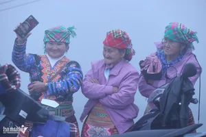 The Hmong Spring Festival: A Vibrant Celebration Above the Clouds - image 2