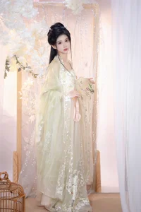 Elegant Portrait Photography: YiTuYu Art Language Vol.4143 Featuring Qi Luo Sheng De Xiao Su Su - image 5