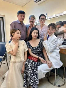 Khanh Van and Nha Phuong: Iconic Style Moments and Bold Beauty Trends - image 2