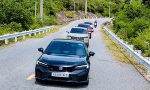 Conquering 1,000 Km of Breathtaking Coastal Roads with the Honda Hybrid Touring - image 2