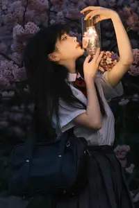 Xing Zhi Ka Tao: Dreamy Cherry Blossom Twilight with a Lantern - YiTuYu Vol.8564 - image 3