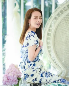The Ageless Elegance of Thailand’s 60-Year-Old Female Billionaire: Wealth and Beauty Combined - image 2