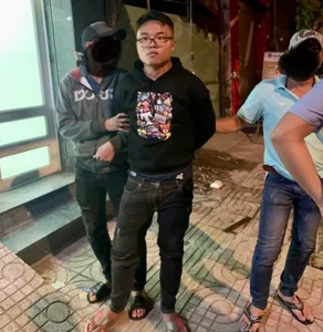 Young Man Arrested After Committing Violent Crime to Impress Girlfriend: A Shocking Case Study in Criminal Psychology and Justice - image 0