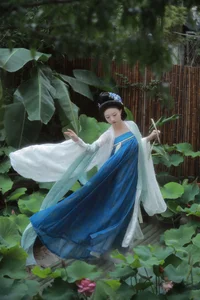 Artistic Beauty Captured in YiTuYu艺图语 Art Language Vol.7339 Featuring Yu Fang - image 18