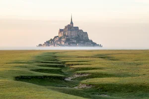 Historic 1000-Year-Old Fortress Breaks Ancient Rules for Billionaire's Son's Wedding - image 6