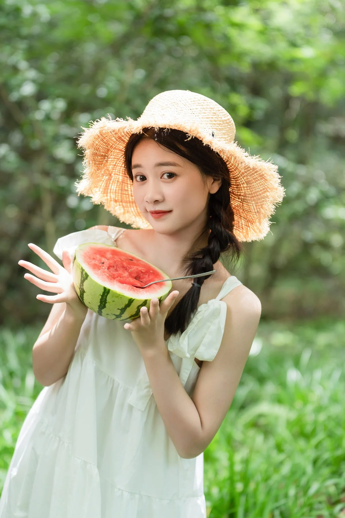 Visual Storytelling in YiTuYu Art Language Vol.5993: Featuring Cheng Zi Shu