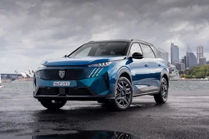 New Peugeot 5008 Hybrid Launched: Specs, Performance, and Pricing - image 8