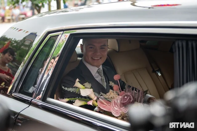 Comprehensive Look at Quang Hai and Chu Thanh Huyen’s Wedding Day: From Traditional Rites to Grand 1,200-Guest Reception