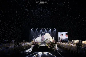 Comprehensive Look at Quang Hai and Chu Thanh Huyen’s Wedding Day: From Traditional Rites to Grand 1,200-Guest Reception - image 6
