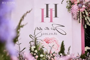 Comprehensive Look at Quang Hai and Chu Thanh Huyen’s Wedding Day: From Traditional Rites to Grand 1,200-Guest Reception - image 2