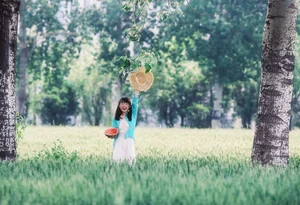 Artistic Versatility: YiTuYu Art Language Vol.10345 Featuring Bai Bian Tu Xiao Ying - image 3