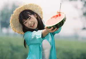 Artistic Versatility: YiTuYu Art Language Vol.10345 Featuring Bai Bian Tu Xiao Ying - image 0