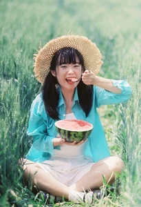 Artistic Versatility: YiTuYu Art Language Vol.10345 Featuring Bai Bian Tu Xiao Ying - image 11