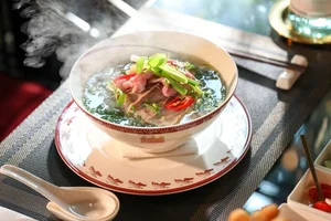 Blackpink Enjoys Authentic Vietnamese Pho During Their Historic Hanoi Visit - image 5