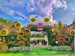 Incredible Traditional Wedding Gates in Vietnam’s Mekong Delta Capture International Attention - image 4