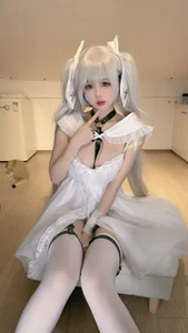 Stunning April 2025 Photography Collection by Miko Miko Ww (miko酱ww) - Exclusive Part 02 Series Featuring 54 High-Quality Aesthetic Portraits and Cosplay Art - image 6