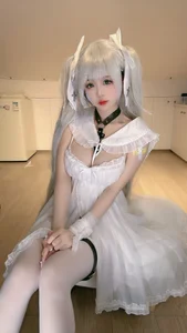 Stunning April 2025 Photography Collection by Miko Miko Ww (miko酱ww) - Exclusive Part 02 Series Featuring 54 High-Quality Aesthetic Portraits and Cosplay Art - image 4