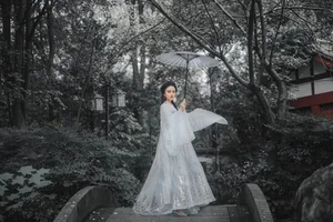 YiTuYu Art Language Vol.5138: Timeless Grace Featuring Cheng Qian Jin - image 11