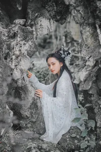 YiTuYu Art Language Vol.5138: Timeless Grace Featuring Cheng Qian Jin - image 3