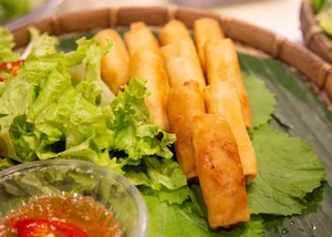 Da Nang Food Tour: Exploring the Rich Flavors of Central Vietnam - image 2