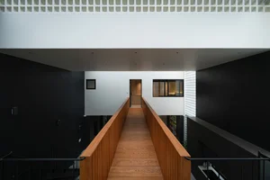 Nguyen's House: A 210m2 Masterpiece of Light and Modern Architecture - image 1