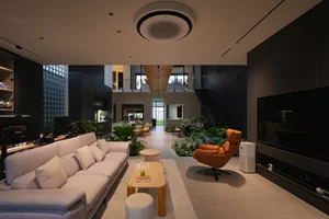 Nguyen's House: A 210m2 Masterpiece of Light and Modern Architecture - image 0
