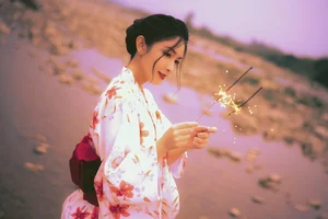 Exploring Aesthetic Elegance in YiTuYu Art Language Vol.4960 with Xin Yi - image 2
