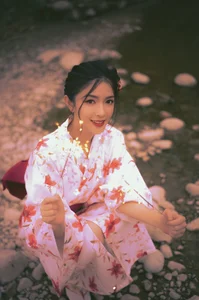 Exploring Aesthetic Elegance in YiTuYu Art Language Vol.4960 with Xin Yi - image 18