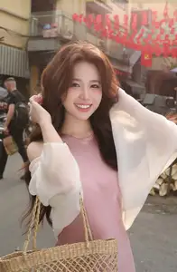Charming Asian Beauty in a Vibrant Vietnamese Traditional Market - image 5