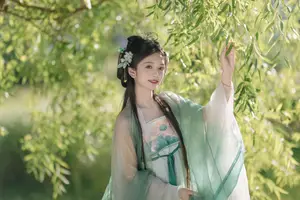 Chi Yan Zai Zhe Li: Ethereal Beauty in Ancient Attire Amidst Nature | YiTuYu Vol.8823 - image 11