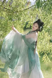 Chi Yan Zai Zhe Li: Ethereal Beauty in Ancient Attire Amidst Nature | YiTuYu Vol.8823 - image 17